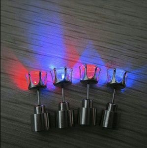 NEW LED Light Up Earring 1 Single (red)