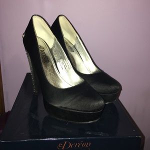 Black Dereon Heels