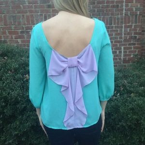 Beautiful Women's Bow Back Top