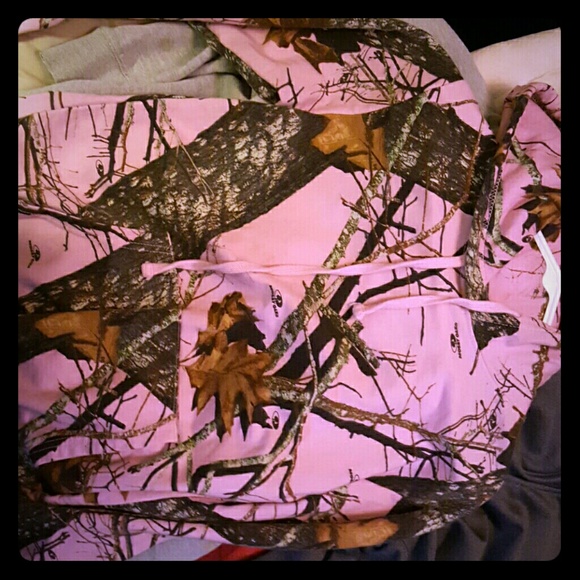 Mossy oak sweater