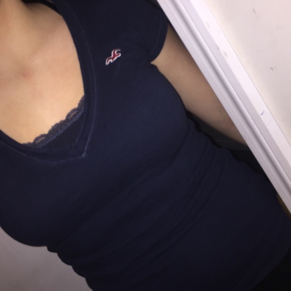 ✨cute blue Hollister short sleeve shirt✨