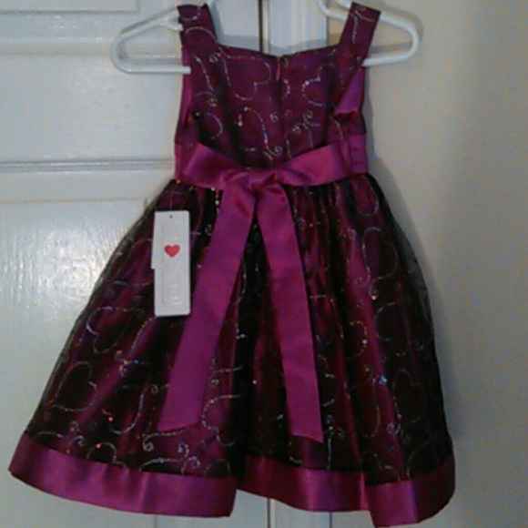 Beautiful girls dress - Picture 3 of 4