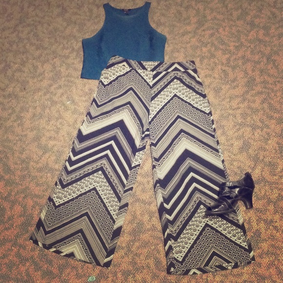 Chevron Print Palazzo Pants