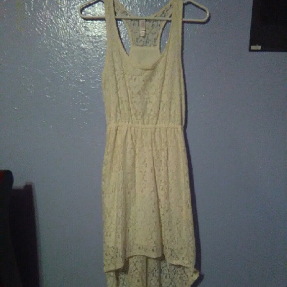 Long White Dress 🌻