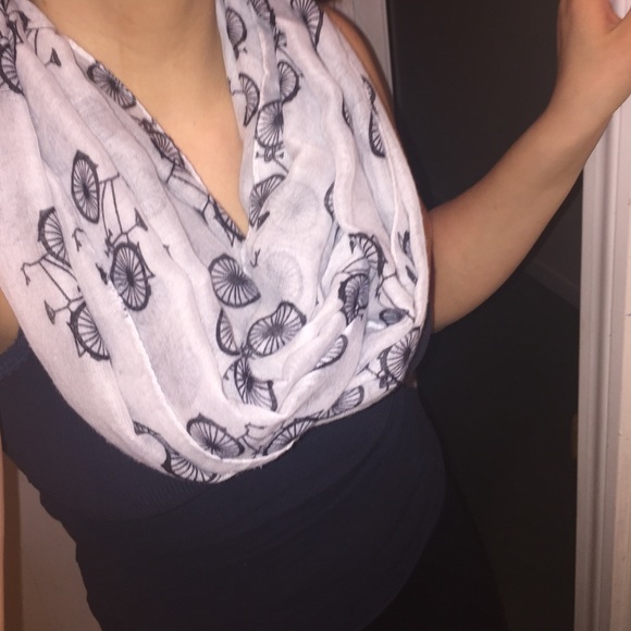 ✨Black and White Bicycle Infinity Scarf✨