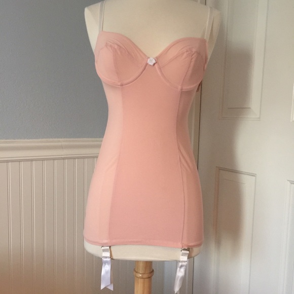 🌷Victoria's Secret Slip-Corset🌷