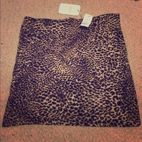 LF leopard print skirt