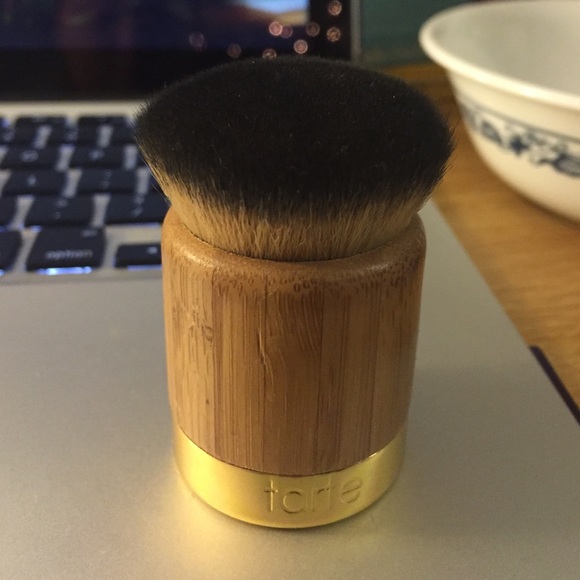 Tarte brush