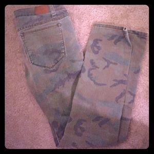 BDG Urban Outfitters Camo pants