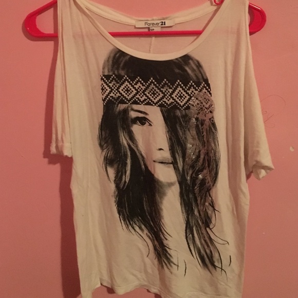 Open Shoulder Bohemian Girl T