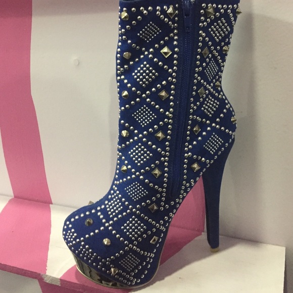 Blue Suede Boot with Silver Studs - Picture 3 of 3