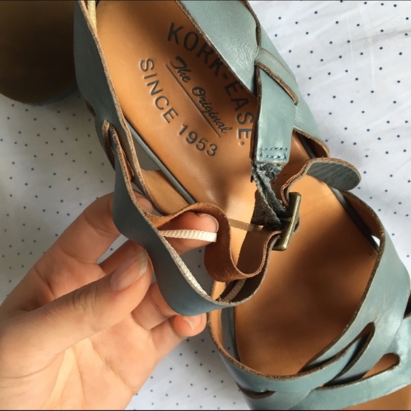 Vintage 70's Platform Heels - Picture 3 of 3