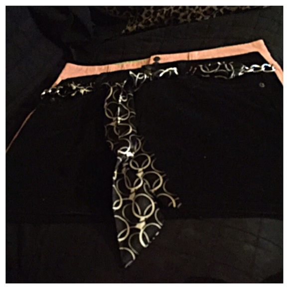 Junior Black Mini Skirt Sz 11