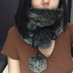 Funnel fur scarf