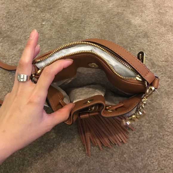 🚫🚫SOLD🚫🚫Brand new brown mk cross body bag - Picture 2 of 4