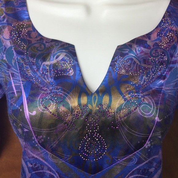 Sold-$1 when bundled in a closet-clear out bundle - Picture 2 of 4