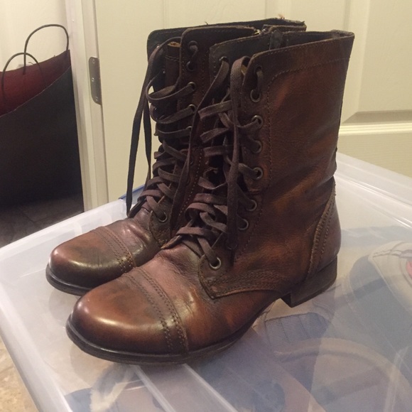 NWOT Steve Madden Troopa Boot!