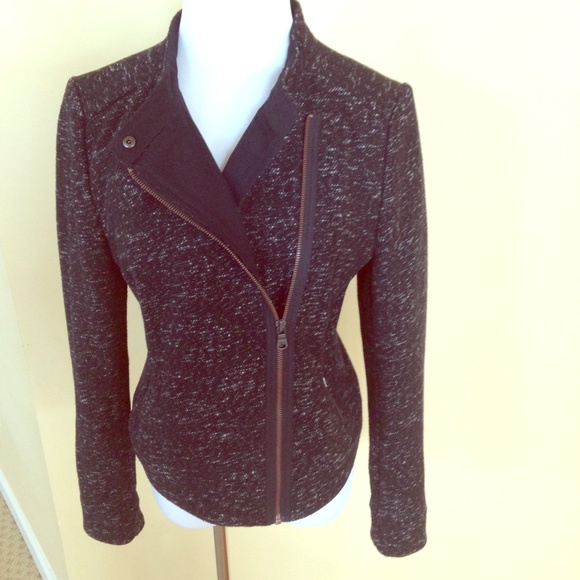 Size MED Gap tweed moto jacket