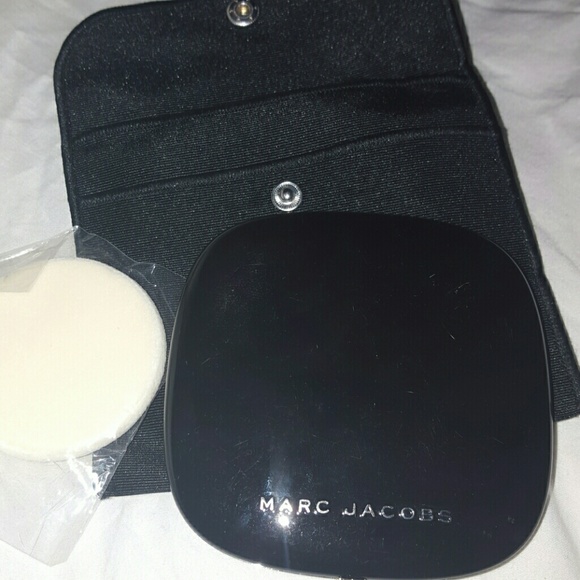 marc jacobs face powder