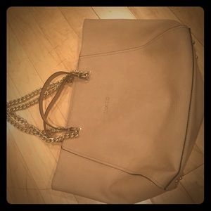 GUESS brand shoulder purse