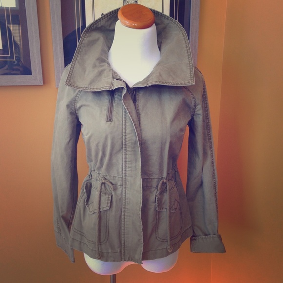 SZ Small Caslon designer military inspired jacket