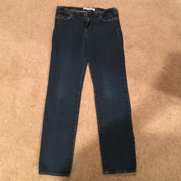 A&F Dark Wash Erin Cut Jeans
