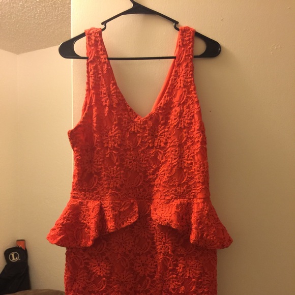 Dress - Picture 2 of 2