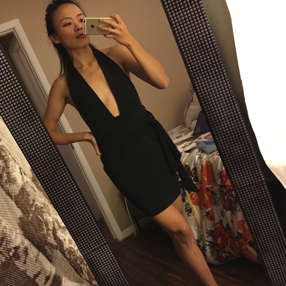 Nasty Gal Dresses & Skirts - NWT Nasty Gal plunge mini dress