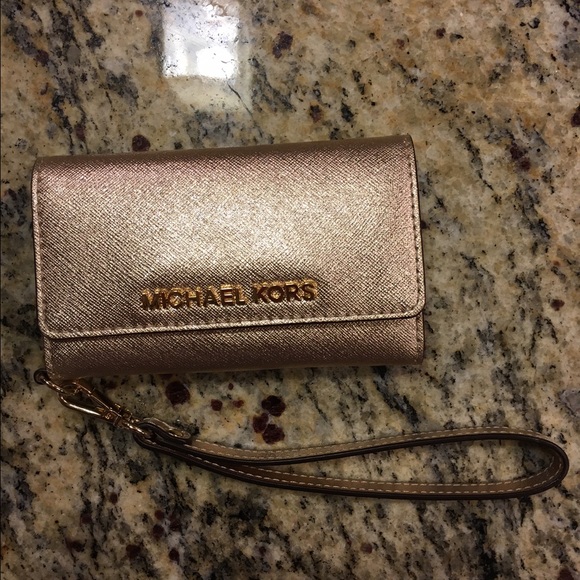 New Michael Kors gold iPhone case and clutch