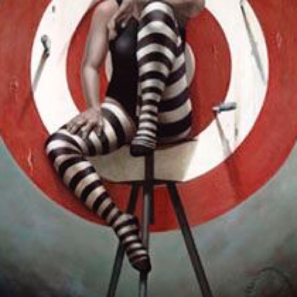 Meet your Posher, Joy - Picture 3 of 6