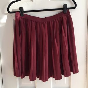 H&M Pleated Maroon Skirt