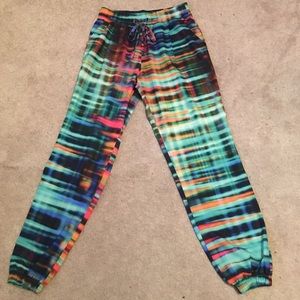 Bebe printed technicolor pants!