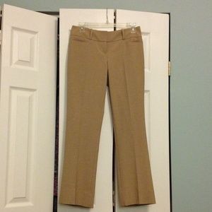 The limited khaki pants size 2 Drew fit never worn