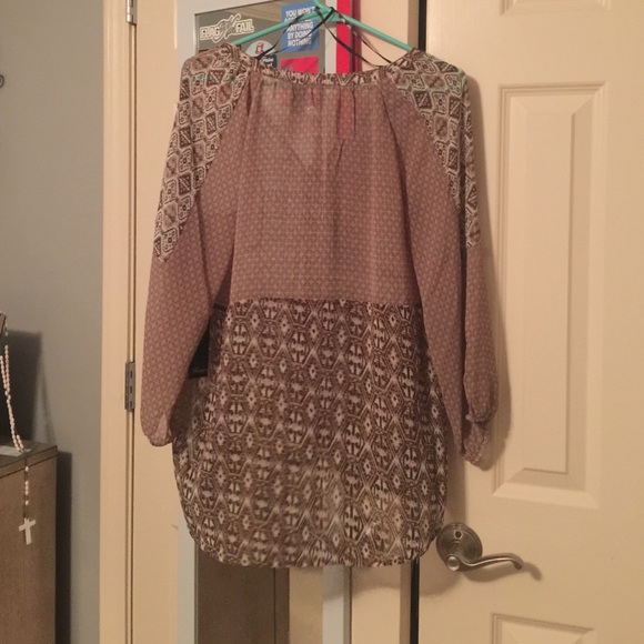 BKE top - Picture 3 of 4