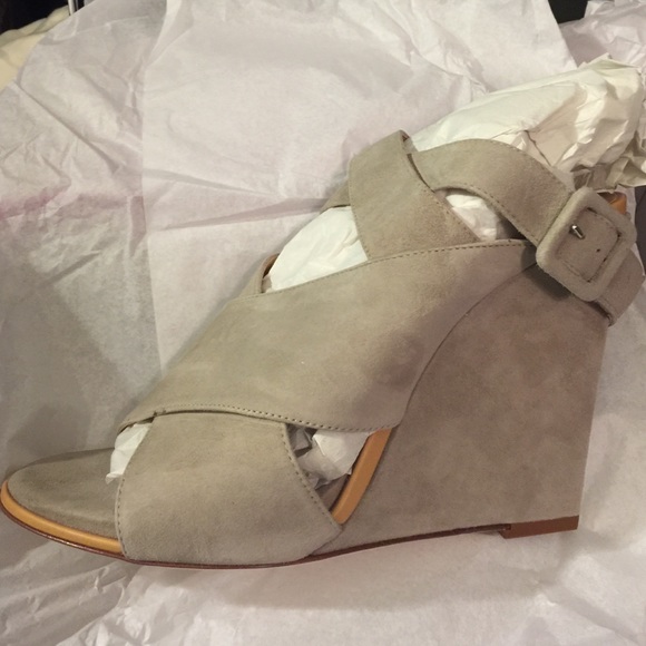DIANE VON FURSTENBERG Wynne Suede Wedge Sandals - Picture 2 of 4