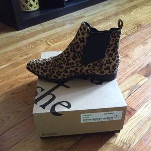 Brand New Wmn Leopard Booties Sz 6.5