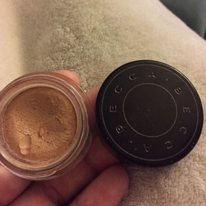 Becca concealer