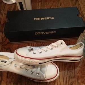 White Low Rise Converse