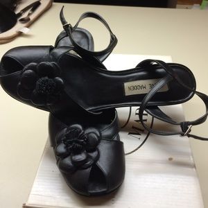 Steve Madden sz 8 Leather "Girlie" heels