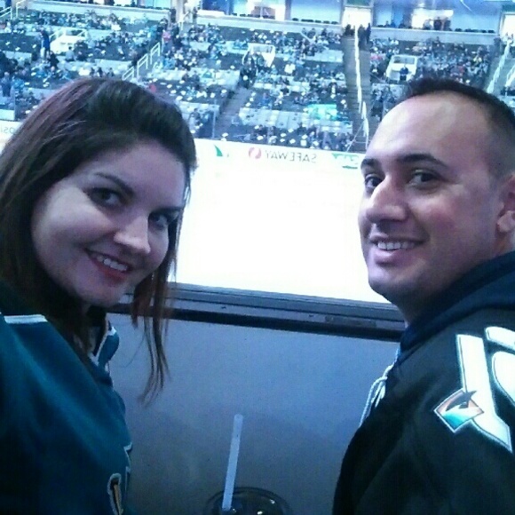 Meet your Posher, Lisa - Picture 2 of 2