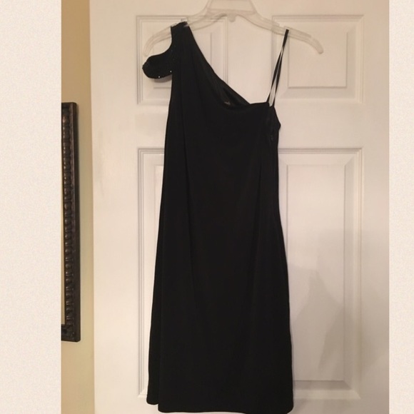 {Laundry by Shelli Segal} Elegant One Shoulder Cocktail Dress