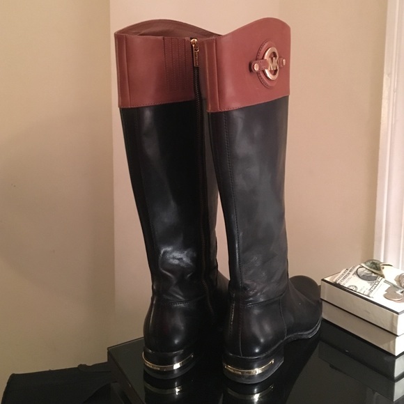 Michael Kors leather boots - Picture 4 of 4
