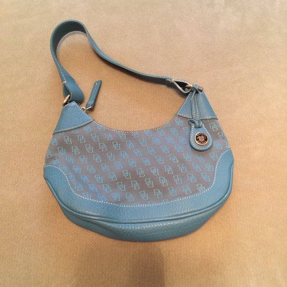 Gently used💯authentic - Picture 1 of 2
