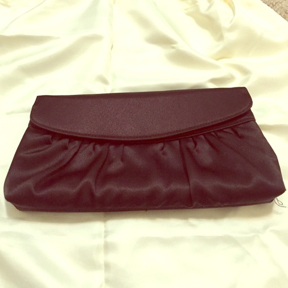 La Regale clutch - Picture 1 of 4