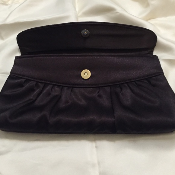 La Regale clutch - Picture 3 of 4
