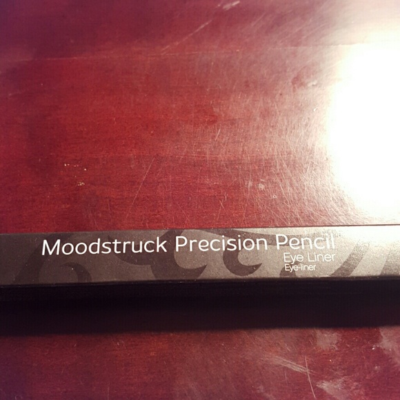 Brand new younique eye liner