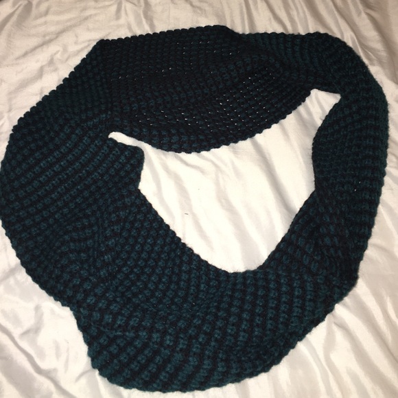 infinity scarf