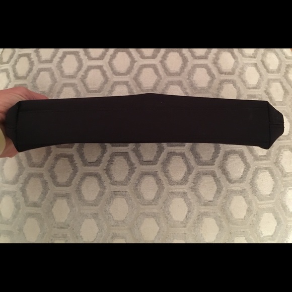 🚫SOLD🚫Calvin Klein Black Silver Clutch Bag - Picture 4 of 4