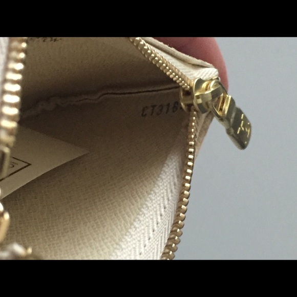 Authentic Louis Vuitton Damier Azur Coin Key Purse - Picture 3 of 4