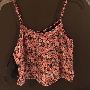 Tank top. Forever 21. Size: S